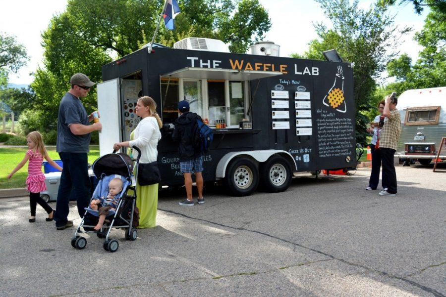People+gather+around+the+Waffle+Lab