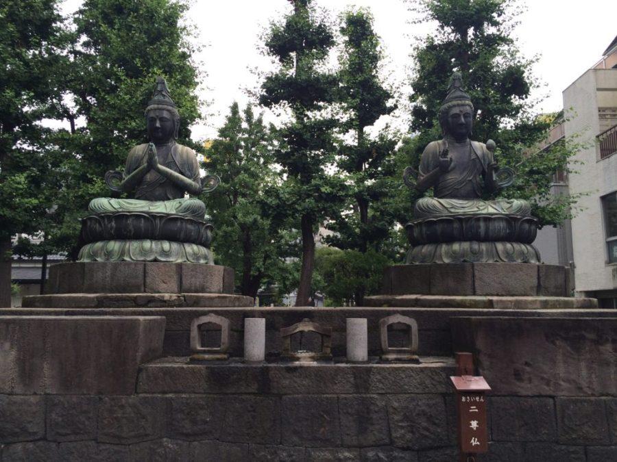 A parallel of buddhas at the Asakusa Shrine in Taito, Tokyo Japan. Photo credit: Jacob Stewart